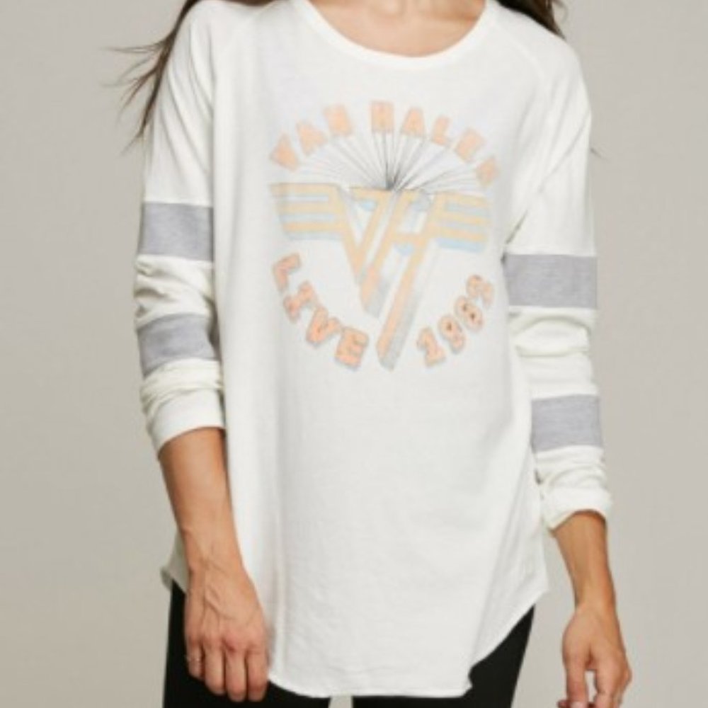 TRUNK LTD VAN HALEN WORLD TOUR 1982 Long Sleeve T-shirt
